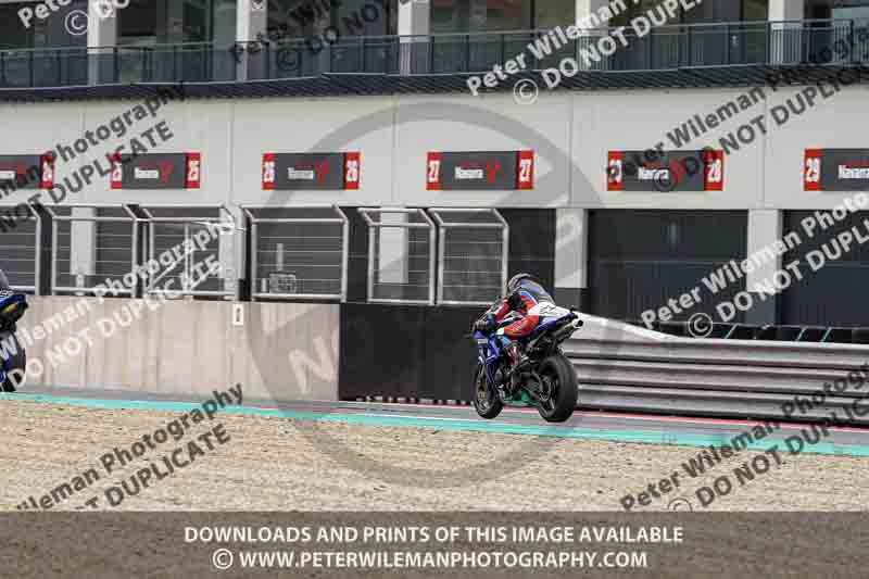 cadwell no limits trackday;cadwell park;cadwell park photographs;cadwell trackday photographs;enduro digital images;event digital images;eventdigitalimages;navarra;no limits trackdays;peter wileman photography;racing digital images;trackday digital images;trackday photos